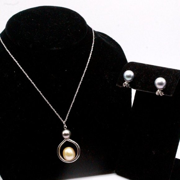 Vintage Sterling Silver Rhodium Plate Freshwater Pearl Necklace Earrings Set - Picture 2 of 6
